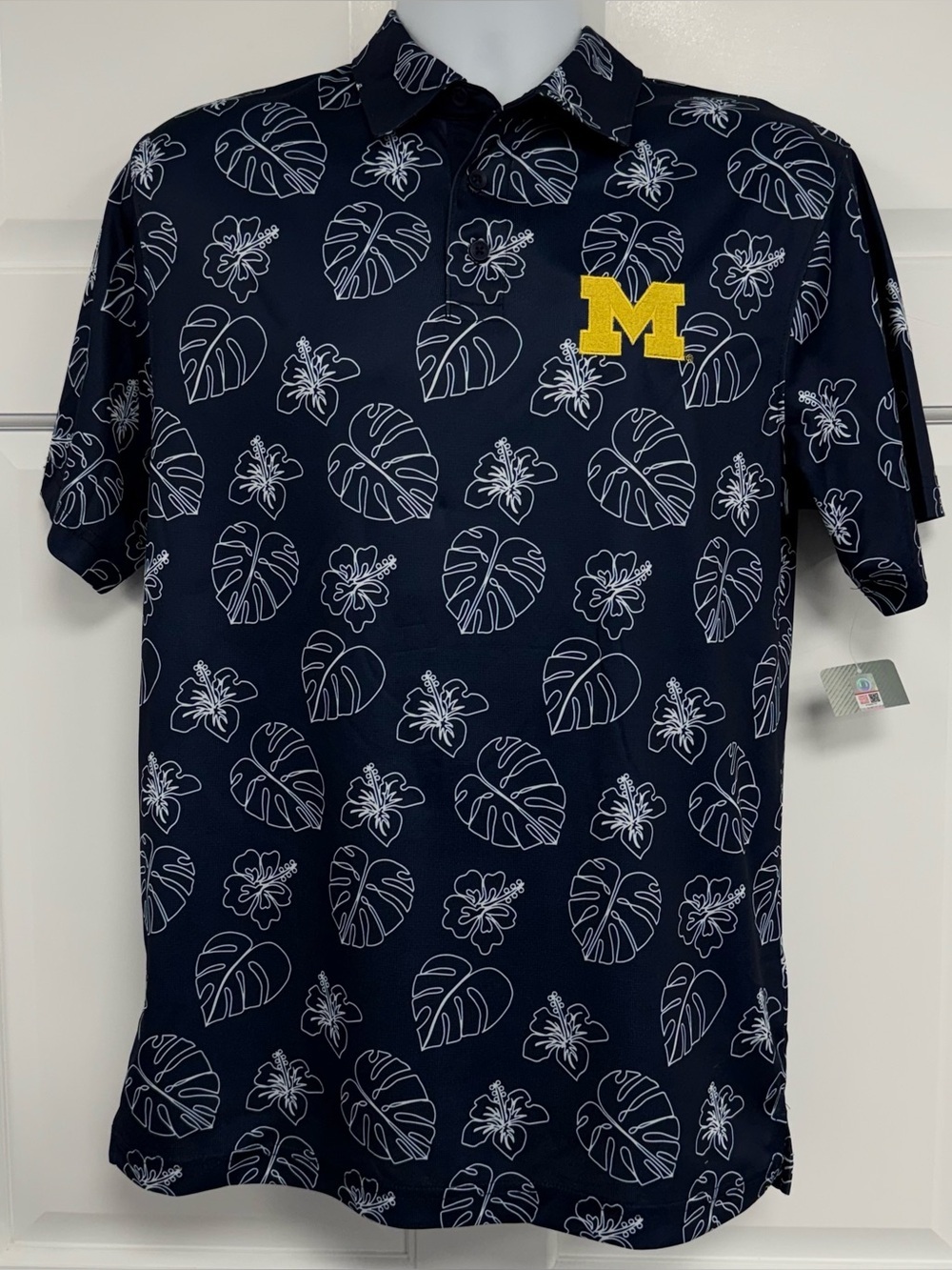 NWT Pro Edge Michigan Wolverines Hawaiian Golf Polo Mens S Shirt NCAA U of M - Picture 8 of 9